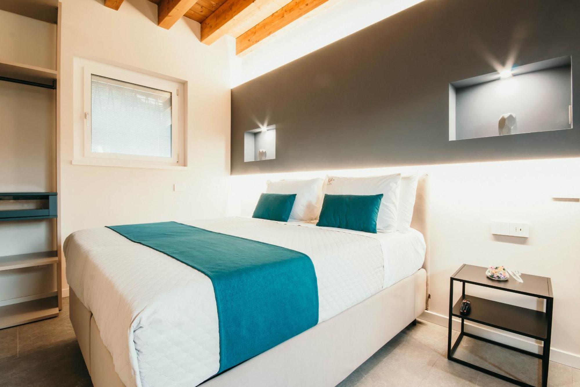Gio Leo Guest House Lesa Quarto foto